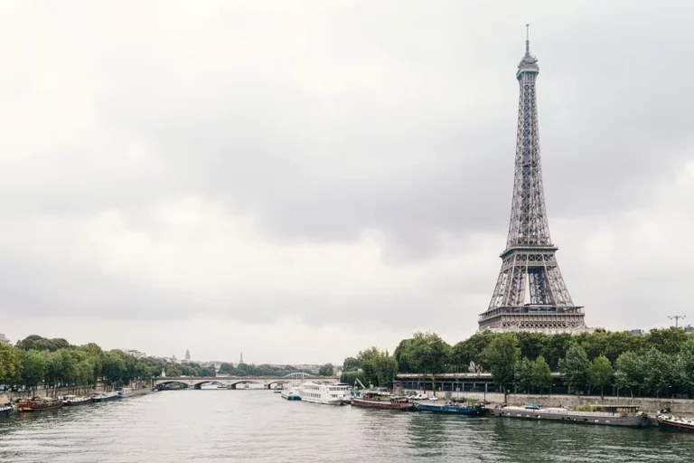 Träume über Paris – Bedeutung und Symbolik