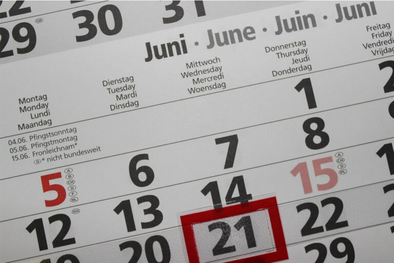 Traum von einem Kalender – Bedeutung und Symbolik