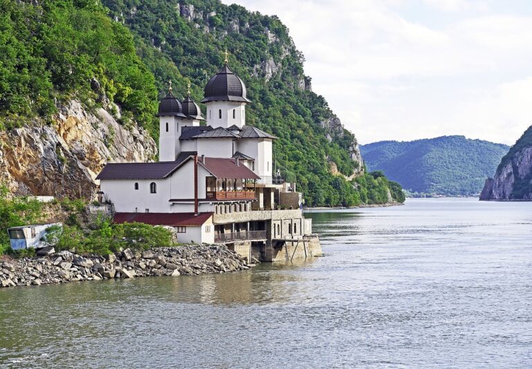 Kloster – Traumdeutung und Symbolik